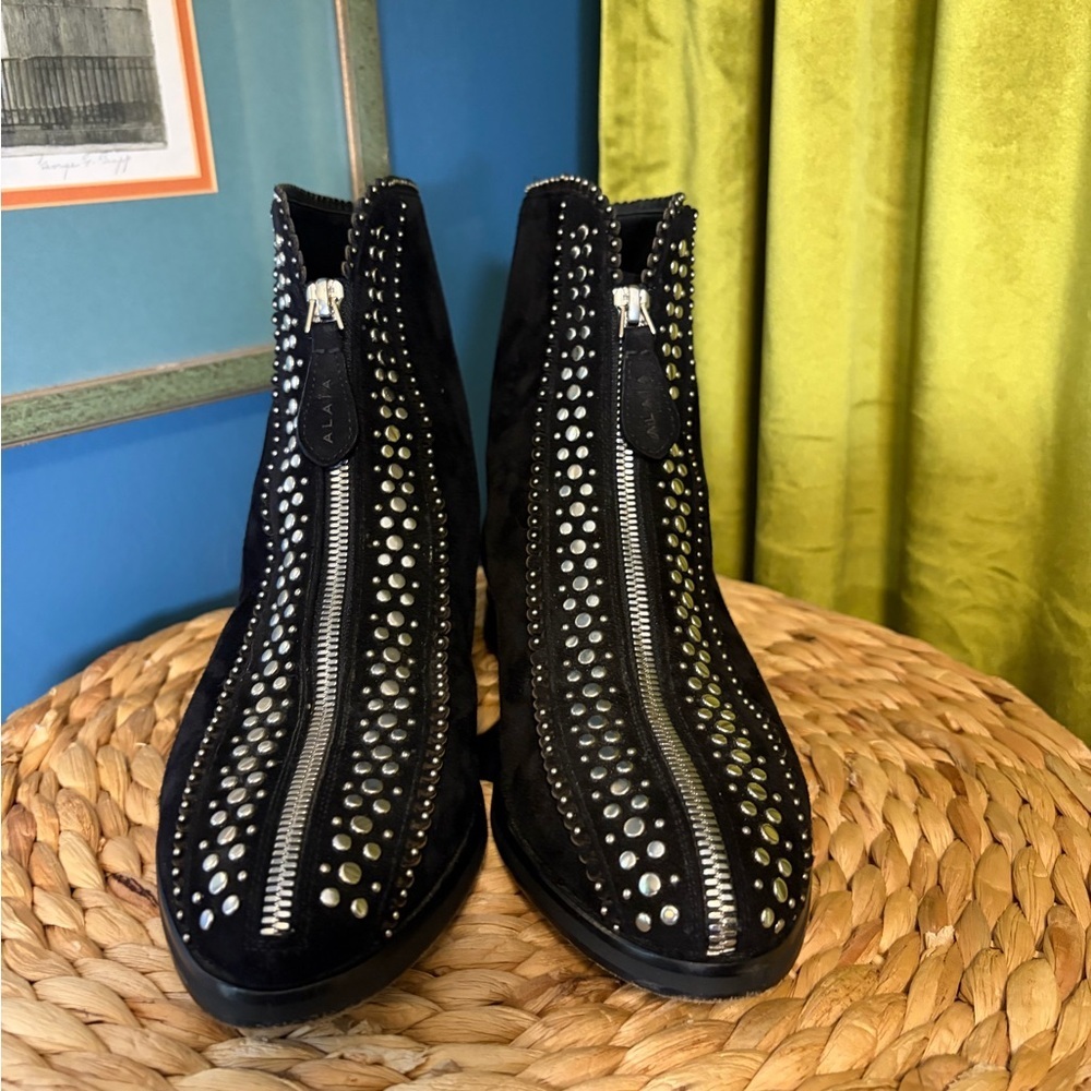 Alaia Black Suede Ankle Zip Up Booties with Silver Studs. Size 38/ US 8 $1600+